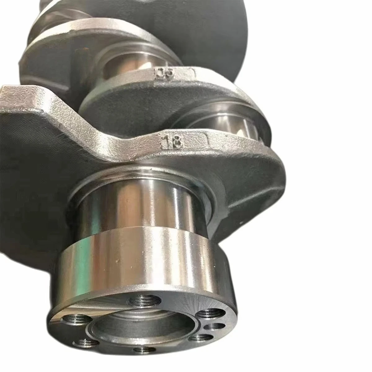 Crankshaft Mesin Diesel Turbocharged 2.5L Empat Silinder untuk Hyundai Kondisi Baru 4d56 Crankshaftcustom