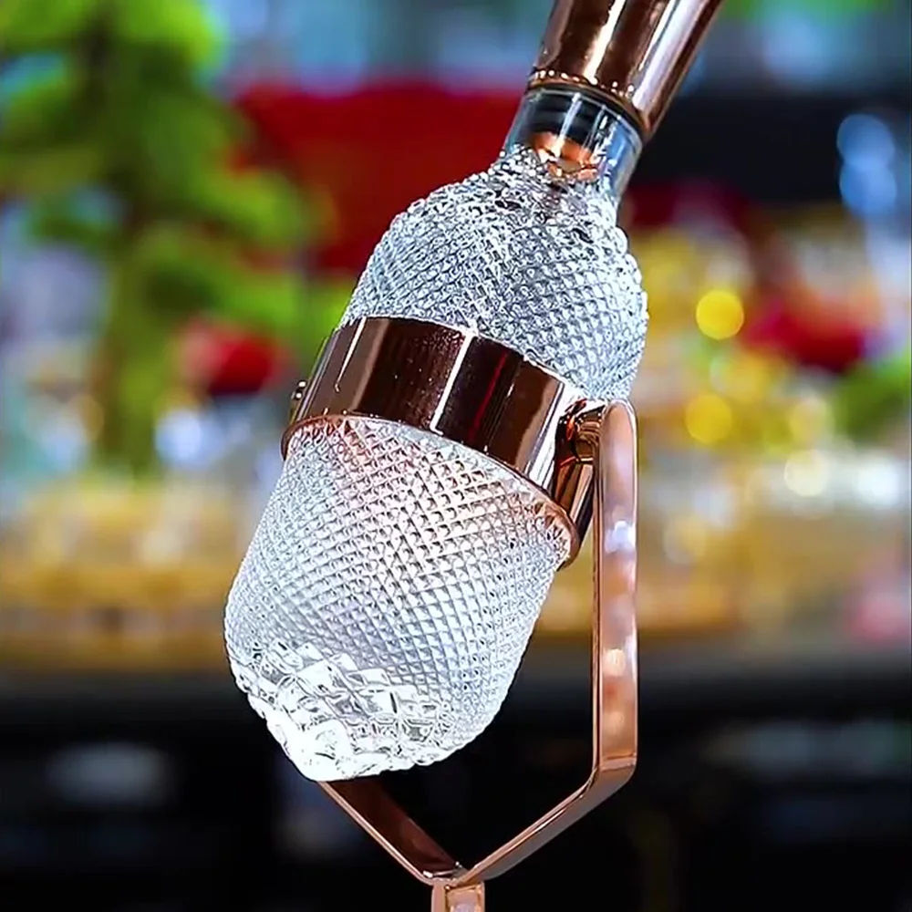 

2000mm High-end Crystal Glass Suspended Decanter Classical Swing Wine Decanter Elegant Base Creative Design