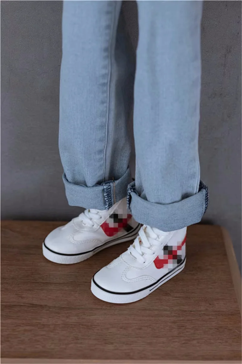 BJD/SD Scarpe da bambola Ragazzi Bianco Nero Bello Casual Scarpe da ginnastica sportive da tavolo 1/4 1/3 Mini stivali con suola piatta Regali Accessori per bambole