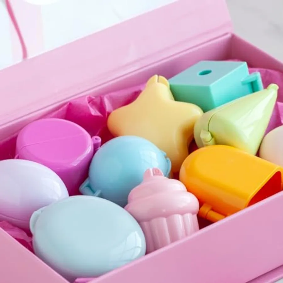 قوالب كعكة Pop3D الاحترافية الأصلية منذ عام 2010. مجموعة المبتدئين مكونة من 10 قطع للعب العجين أو صناعة الصابون. حقن