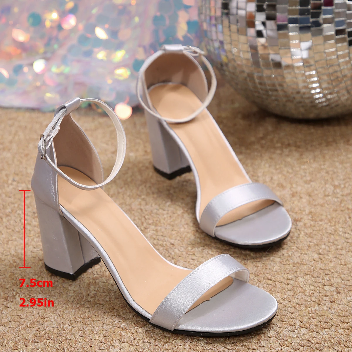 

Женские босоножки на каблуке, новые летние сандалии, модные квадратные женские элегантные туфли на низком каблуке, уличные повседневные шлепанцы с открытым носком