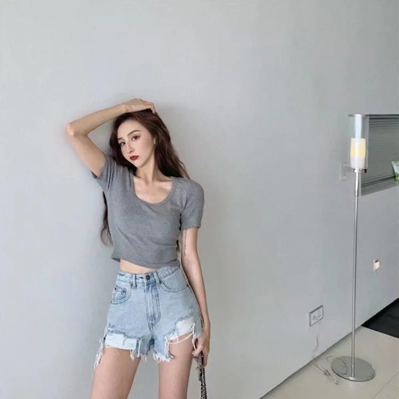 Feynzz Casual Blue Denim Shorts Women Sexy High Waist Buttons Pockets Slim Fit Shorts 2021 Summer Beach Streetwear Jeans Shorts