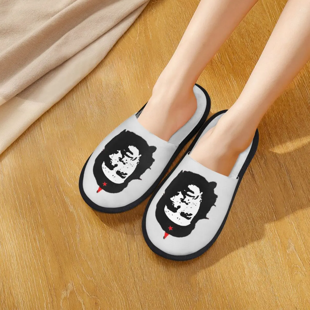 مخصص تشي غيفارا النعال رغوة الذاكرة الدافئة الناعمة النساء شبشب منزل غرفة نوم أحذية مريحة