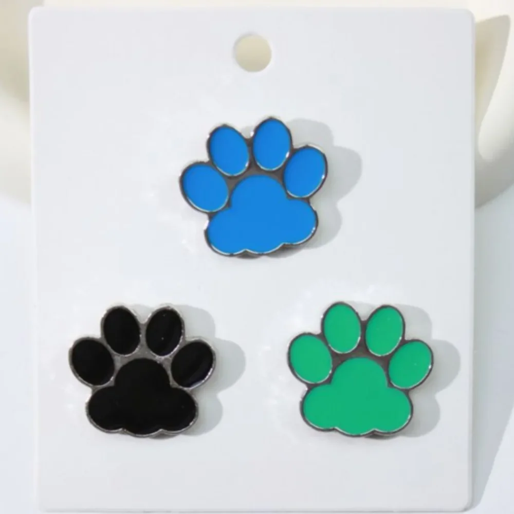 Cute Dog Cat Paw Claws Enamel Pin Footprints Brooch Bag Badges Shirts Clothes Accessories Icon Metal Button Jewelry Friends Gift