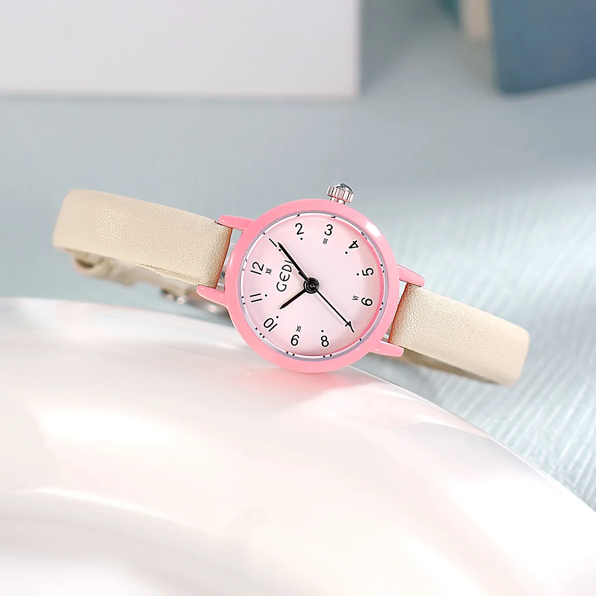 New CandyColored Watches For Female Students Featuring AStylish Small Dial And A Simple Elegant Design A Quartz Watch For Women.