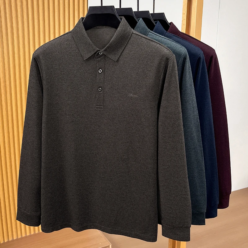 Herren-Herbst-Polohemd in klassischer, einfarbiger Ausführung, hochwertige Baumwolle, weiches, langärmliges T-Shirt mit Kragen, bequemes, lässiges Oberteil für Herren. – Detail 1