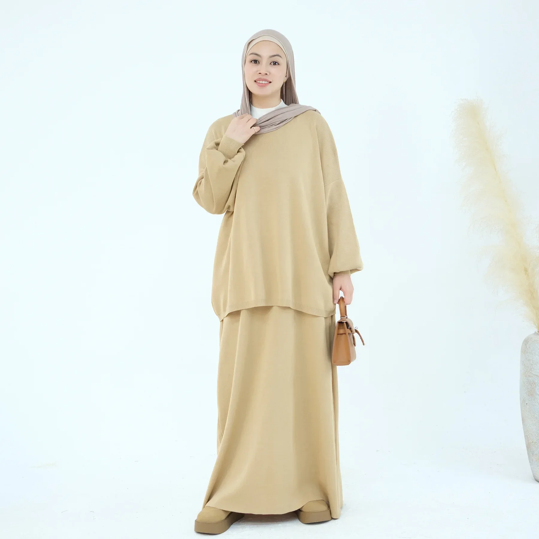 Ensemble deux pièces jupes tricotées de couleur unie pour femmes musulmanes, pull tricoté, jupe, vêtements islamiques, tenues Streetwear tendance, hiver