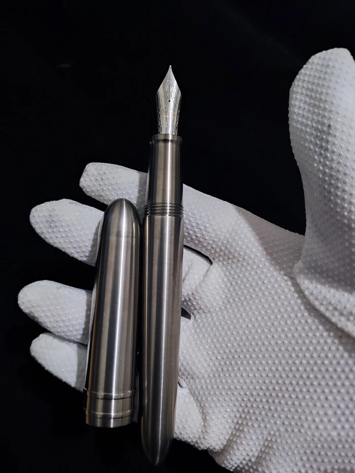 

Giant Large Titanium Metal Jinhao NO.8 Nib/NO.6 BOCK Fountain Pen Business Writing Smooth Office Gift 155mm Length