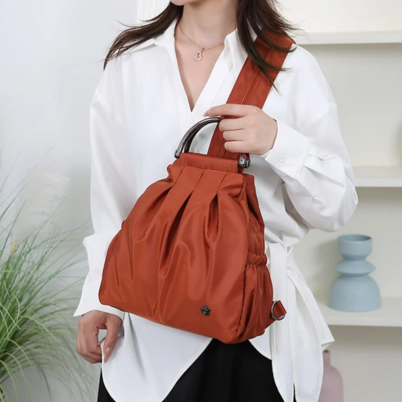 

2026 Высококачественные повседневные креативные однотонные оксфордские милые рюкзаки, модные женские сумки через плечо большой вместимости для поездок на работу