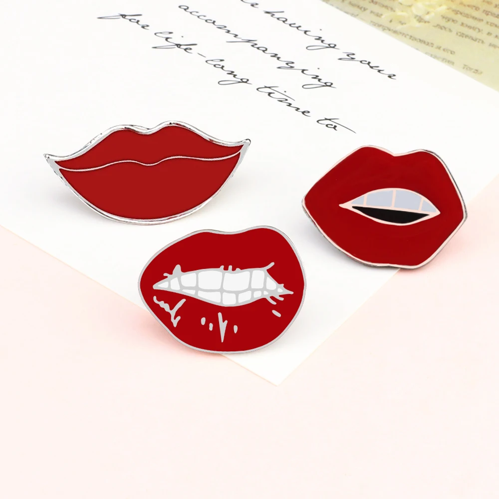 Women Brooches Sexy Lipstick Lip Love Heart Rose Enamel Pins Fashion Brooch Clothes Lapel Button Metal Pin Jewelry Accessories