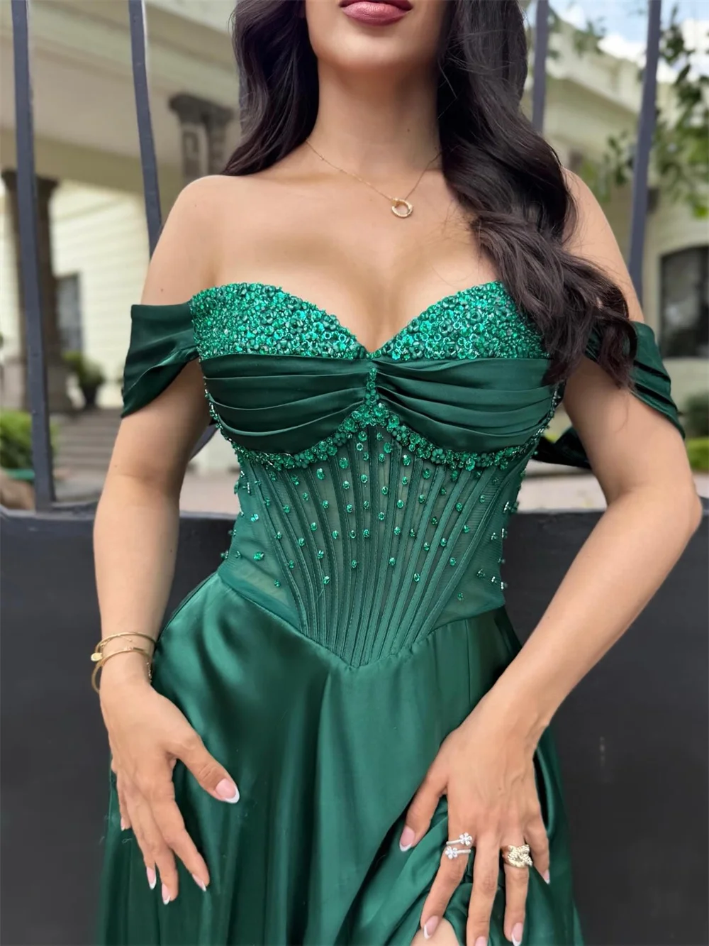 كاثي مخصص ألف خط قبالة الكتف الراين فستان حفلة موسيقية مشد بلا أكمام vestidos de noiva عالية سبليت الساتان مساء رسمي