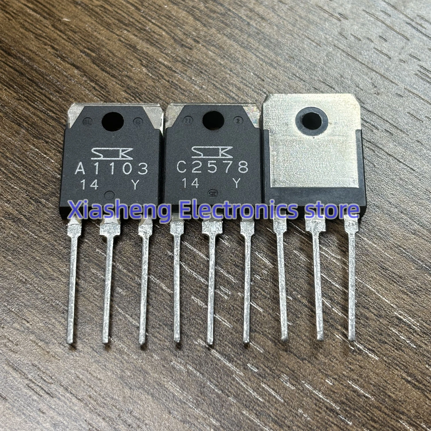 

New Original 2Pairs 2SA1103 A1103 + 2SC2578 C2578 TO-3P Audio Amplifer Transistor In Stock Electronic Components Good Quality