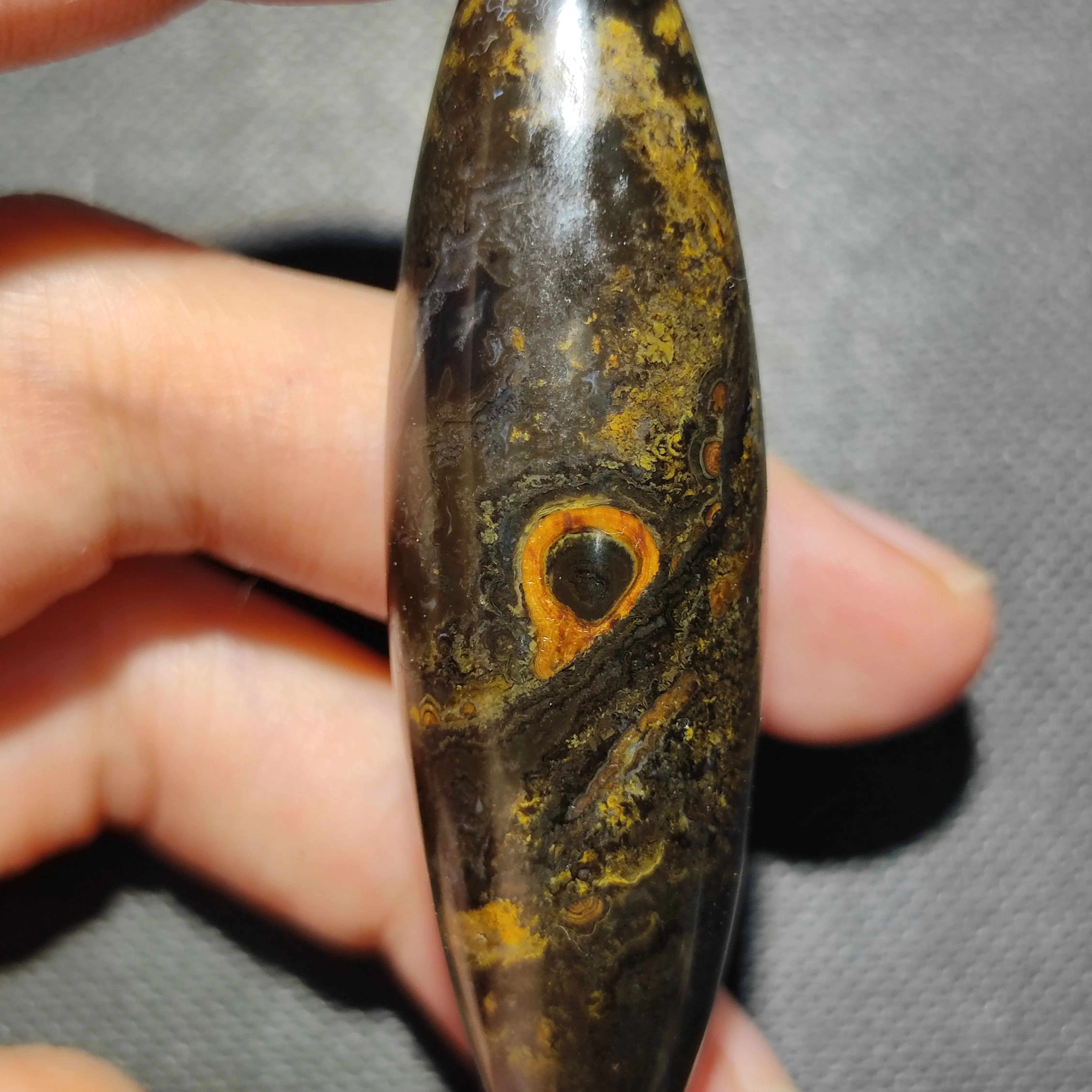 1pcs/lot natural rough meng agate dzi Strong energy Strange eyes Nine-eyed stone shale Jade pattern Bulk wholesale Accessories