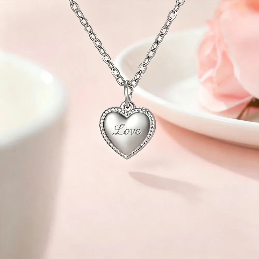 CoolTime Custom Sweet Heart Damen-Halskette mit Namensbuchstaben, goldfarben, Edelstahl, personalisiertes Geschenk zum Jahrestag für die Mutter – Detail 4