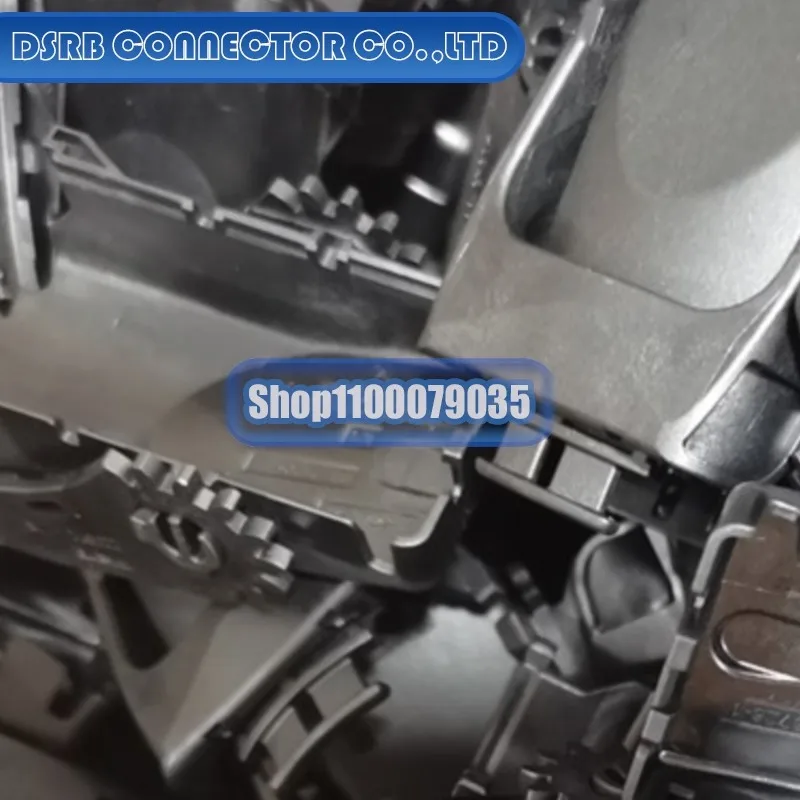 

20pcs/lot 2208728-1 2297911-1 2322347-2 2350943-2 2371245-2 2822343-1 350764-4 connector new original