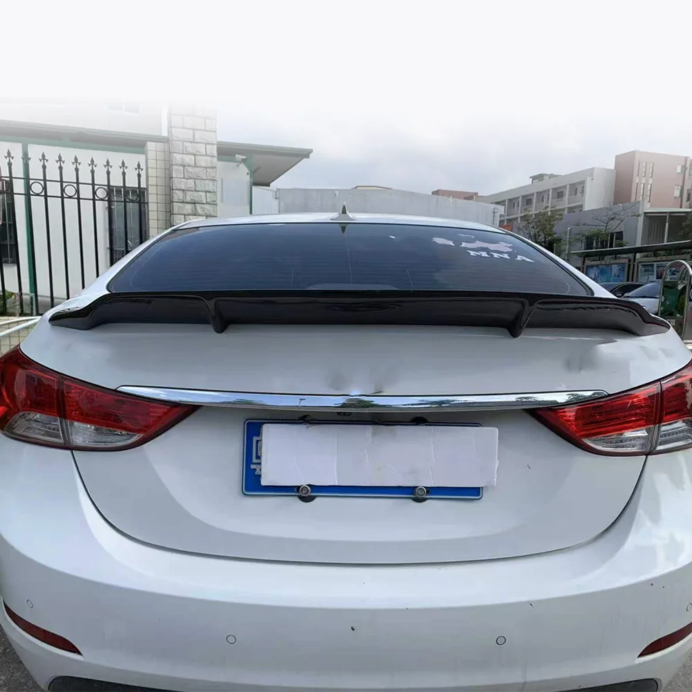 

Suitable for 12-16 Elantra sedan spoilers, mudguards, rear tailgate, exterior components, rear spoilers, ABS material R-type
