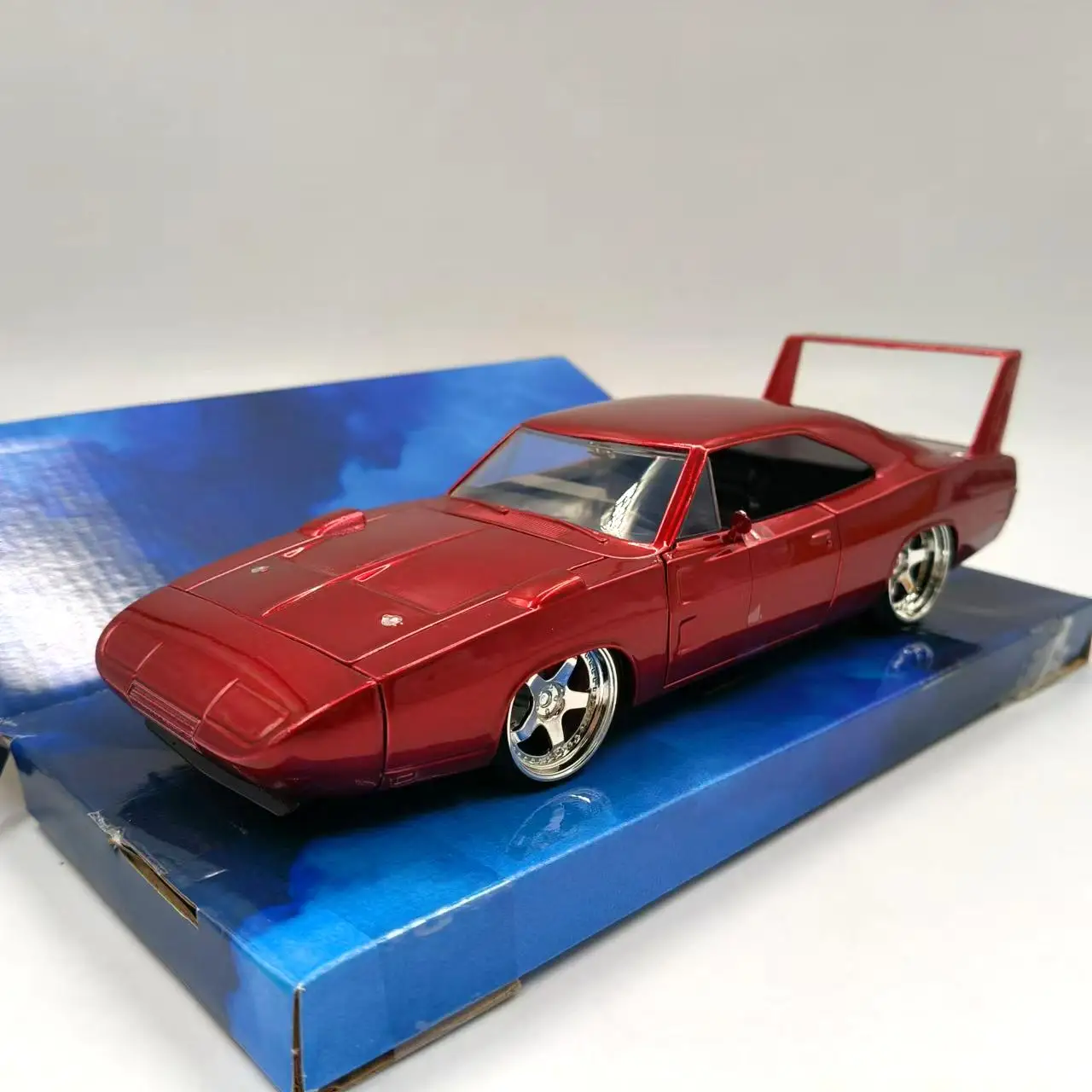 Odlewany model samochodu Jada Dodge w skali 1:24, rzadki, ze stopu, kolekcjonerski, zabawka, prezent, pamiątka, ozdoba do ekspozycji.