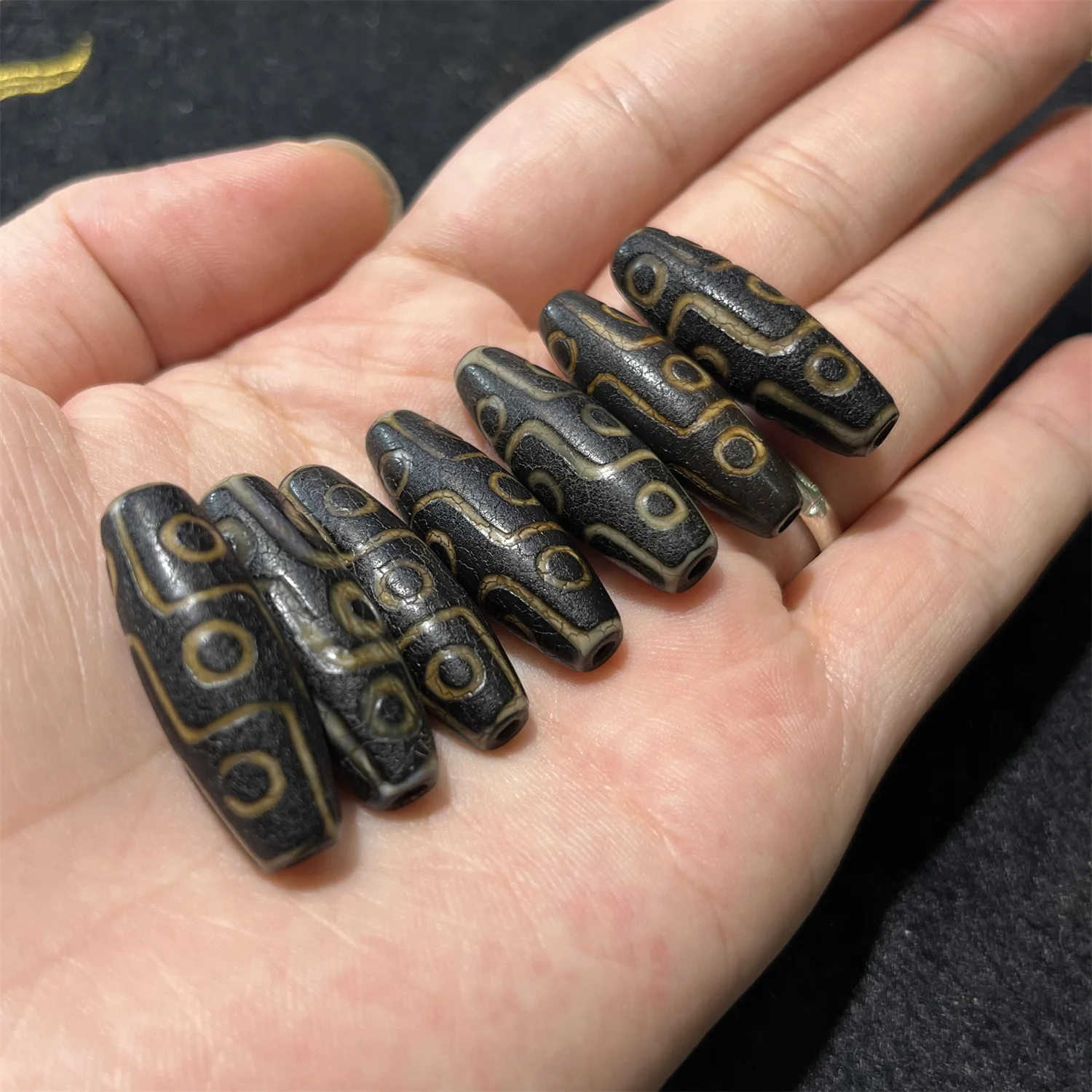 10pcs/lot Natural agate nine-eye pattern dzi 30mm fire offering dragon scale pattern  DIY necklaces Men's and women's models