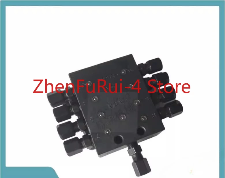 موزع SSV8-4 شاحنة مضخة Zhonglian JPQ نوع واحد في 4 صمام زيت خارجي