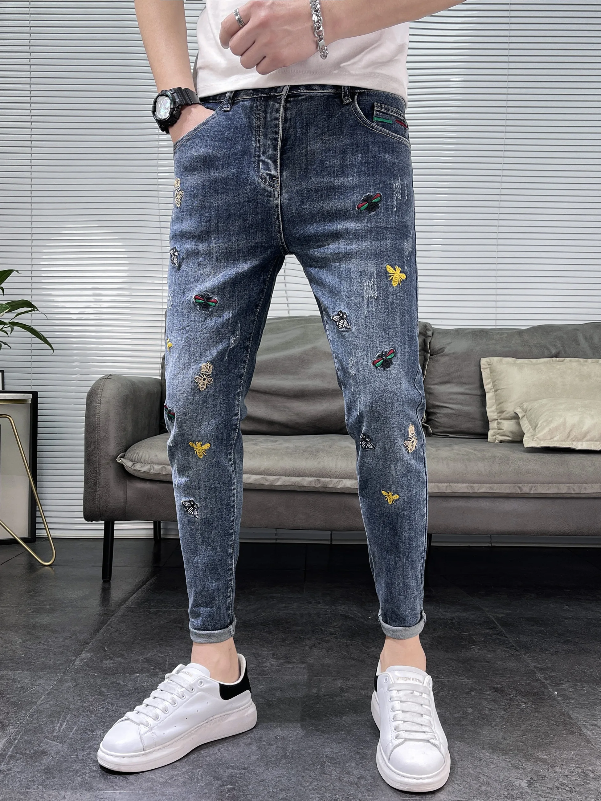 

Модные мужские джинсы с вышивкой, облегающие, весенне-летние, новый стиль, повседневные брюки в стиле High Street, молодежная одежда в стиле Харадзюку