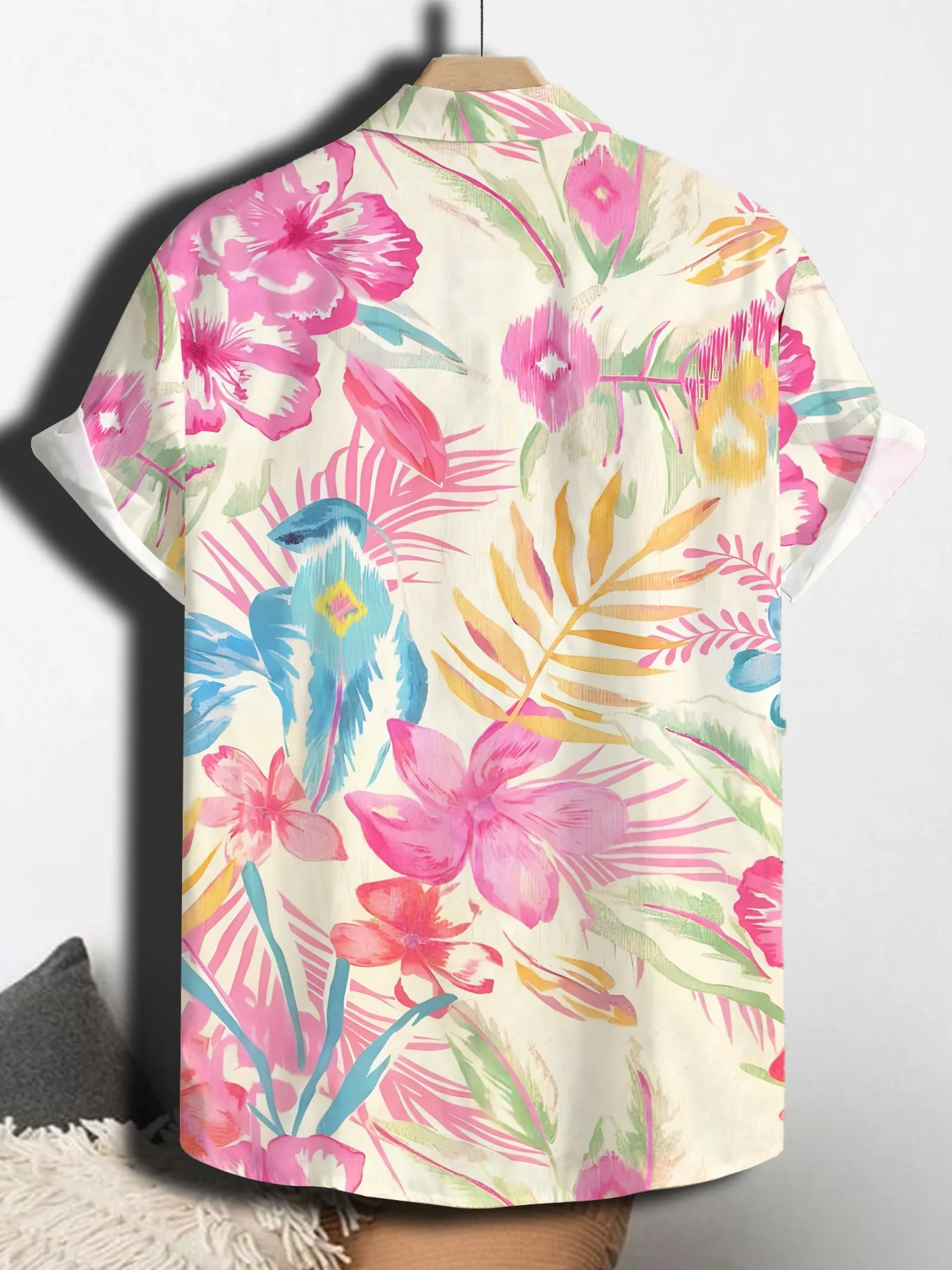 Men Watercolor Tropical Floral Leaf Print Turn Down Collar Short Sleeve Shirt Cream‑Base Beach Vacation Top
