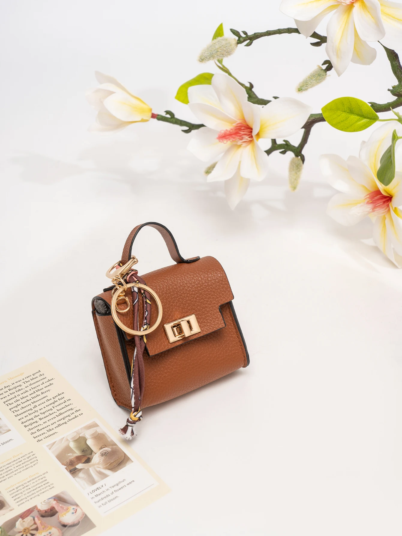 

Portable Mini PU Leather Earphone Case Keychain Wallet, Small Coin Purse With Lanyard,Brown
