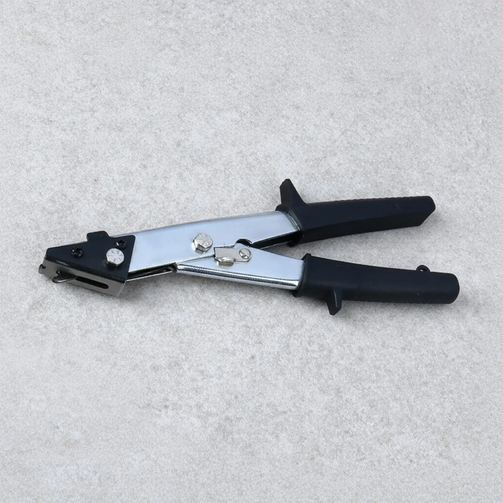 Multi Use Sheet Metal Snips Alloy Hand Shear with Black Grips for Precision Cutting Repair Fabrication Tasks