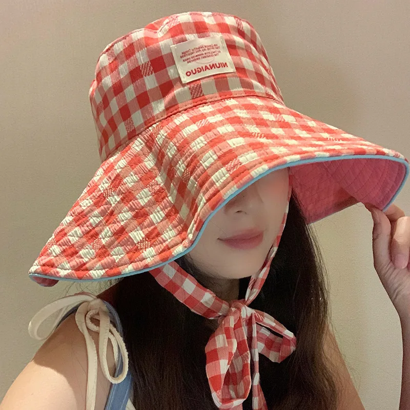 

Sweet Double-sided Plaid Preppy Wide Brim Bucket Hat with Neck Strap UV Protection Sun Hat for Women Summer Beach Travel Outdoor