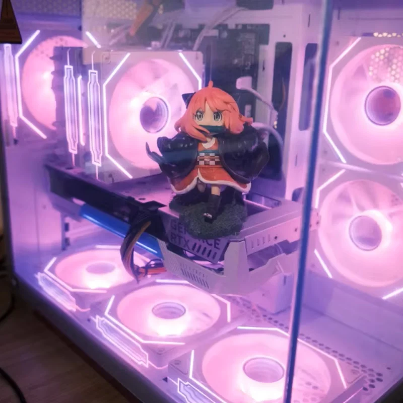 Spies Play House Versione Q Ania Cos Run Nezuko Cute Beautiful Girl Car In Chassis Animazione Figura Ornamenti per il desktop Compleanno