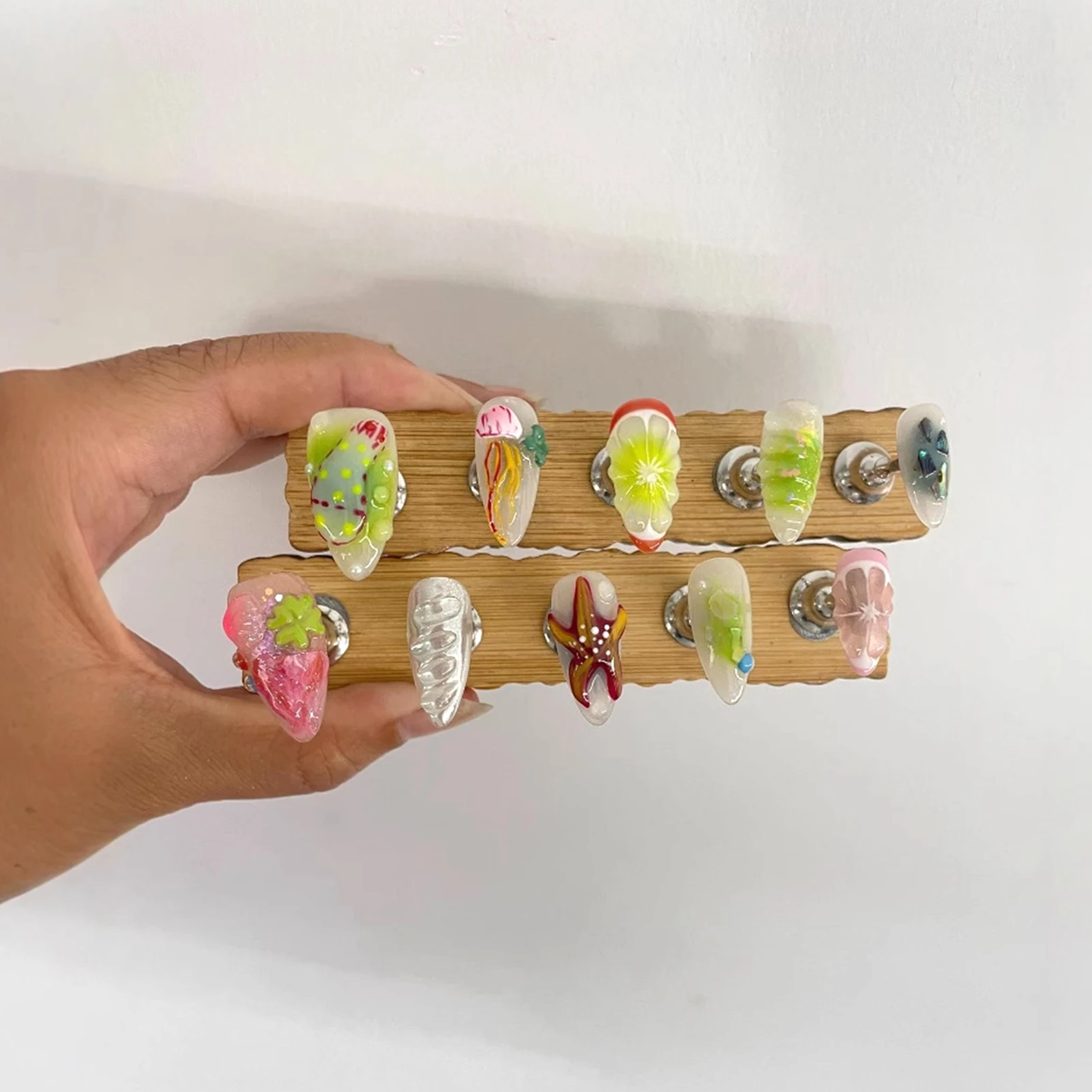 10 stuks handgemaakte oceaanschelp zeester decor druk op nagels draagbaar volledige dekking kunstnagels 3D octopus kwallen ontwerp nepnagels