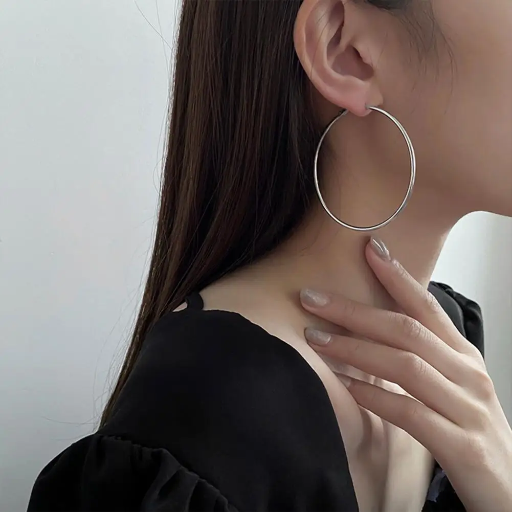 Lightweight Earrings 4 Pairs Women’s Hoop Earrings Set Different Size Circle Ear Decorations Polished Electroplated for Party