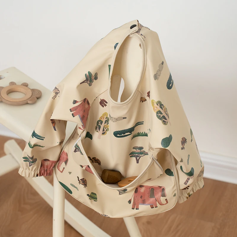 Infant Feeding Bibs Children Long sleeve Printed Art Smock Waterproof Boys Girls Anti-dirty Dining Aprons with Pocket Baby Stuff