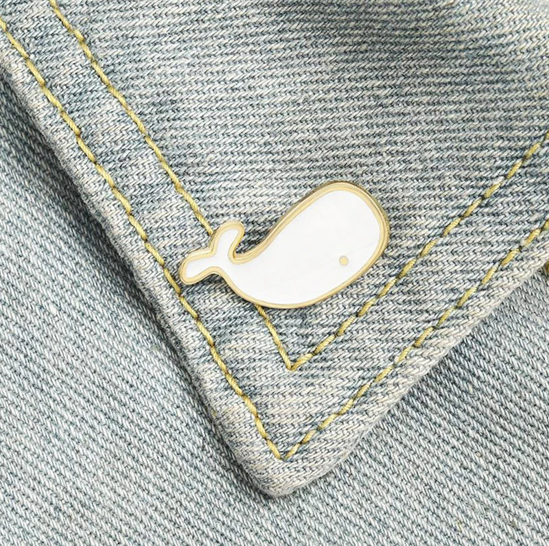 Denim Jeans Lapel Brooch Cartoon Simple White Jewelry Gifts Pines for Kids Little Whale Enamel  Brooch Custom Mini Badge for