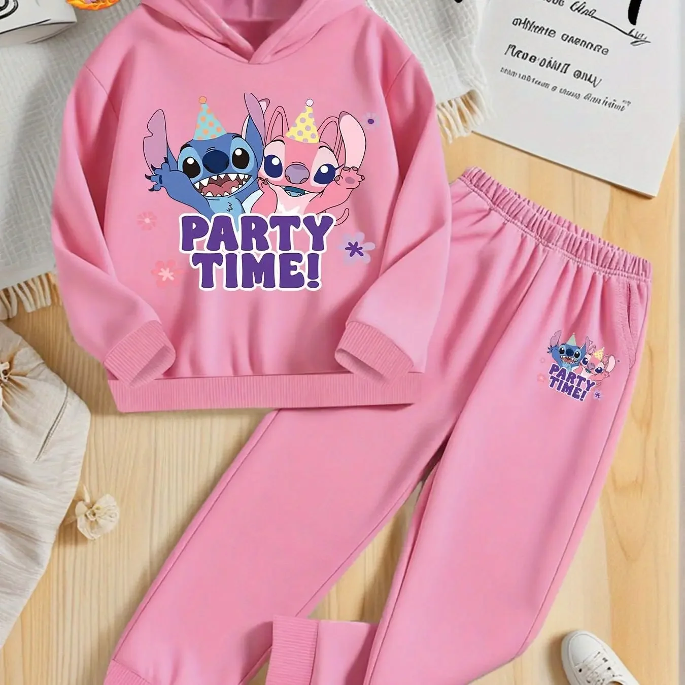 

Disney Children's Hooded Suit with Stitch's Birthday Cute Cartoon Print, Bestseller for Fall and Winter. 100% Polyester Fabric.