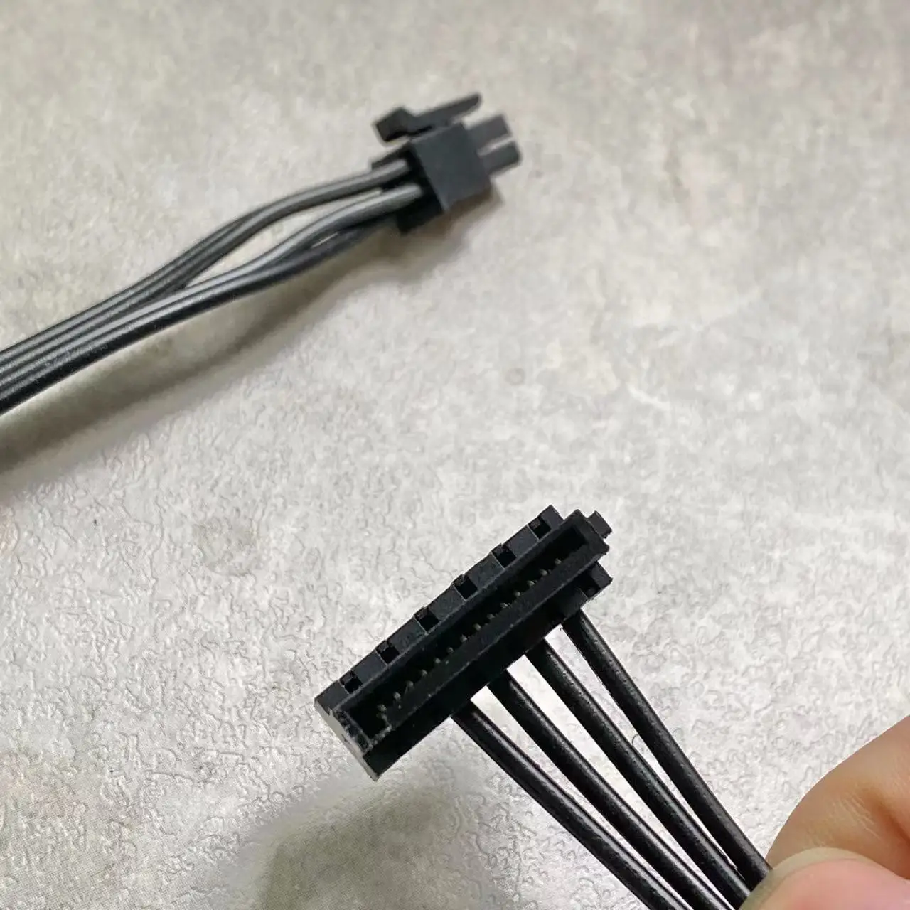 Untuk Lenovo Papan Utama Antarmuka Kecil 4Pin Ke Dua SATA SSD Kabel Catu Daya 1Pc 45CM Kabel MINI 4 Pin Putar 2 SATA Catu Daya