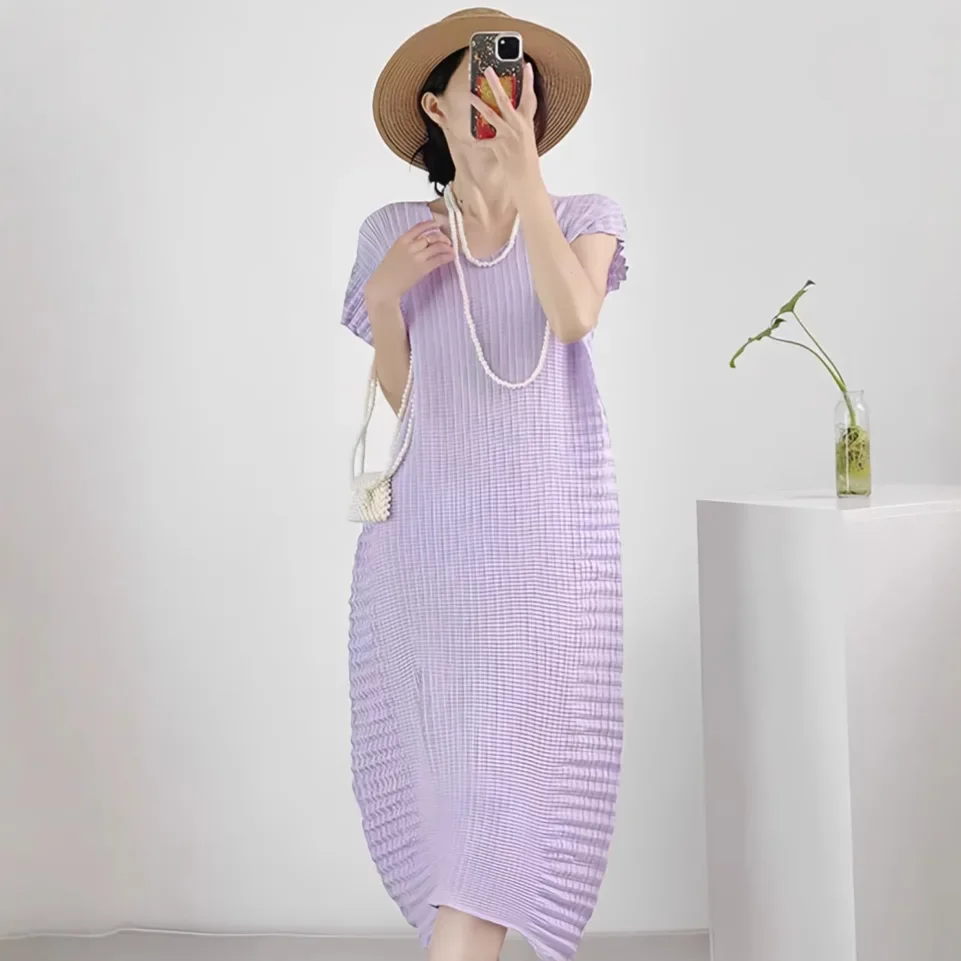 Miyake Einfarbig Plissee 2025, Sommer Neue Kleider frauen Vielseitige Casual Elegante Lose Gerade Kleider Temperament Kleidung