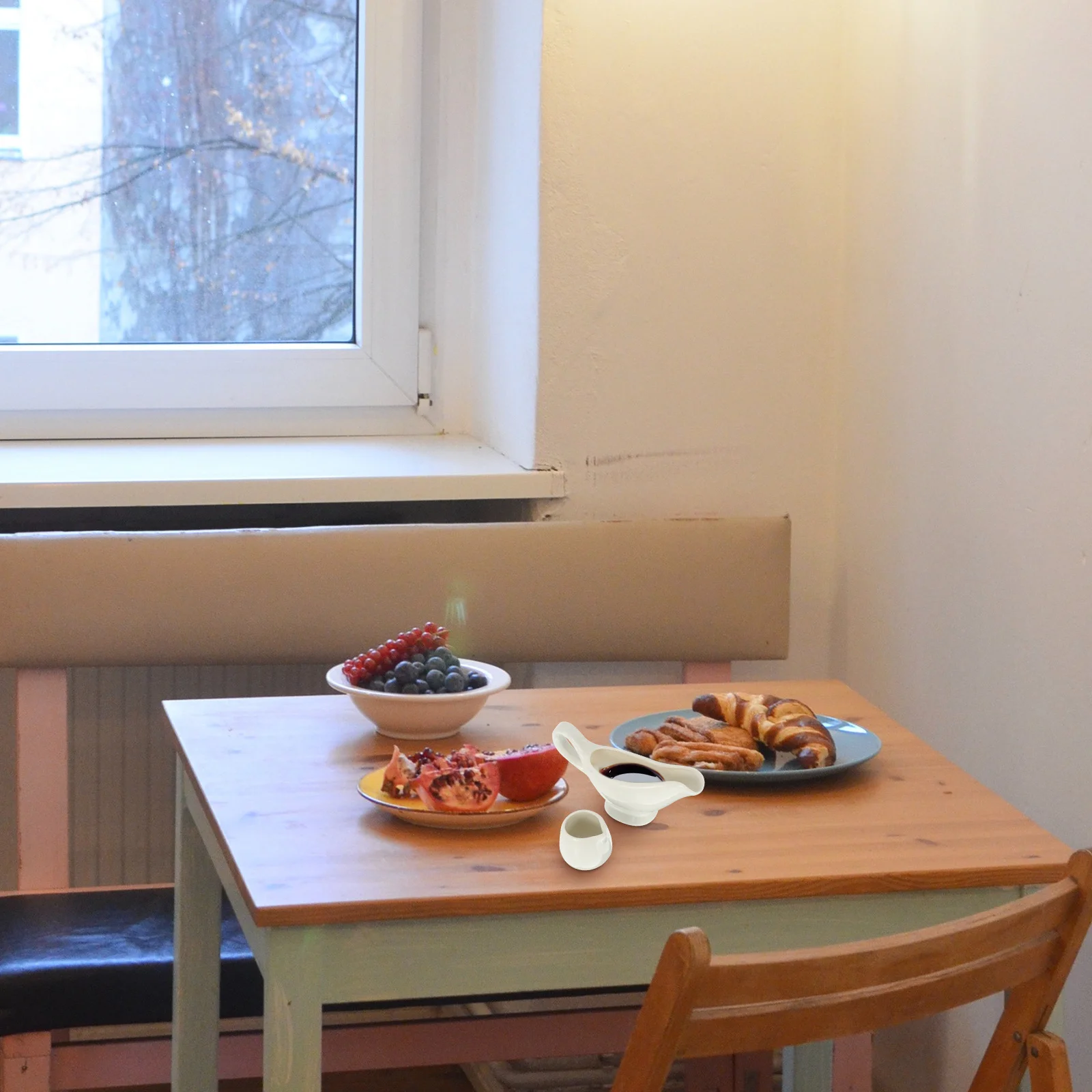 

2Pcs Ceramic Sauce Cups Premium Kitchen Gravy Containers Multifunctional Seasoning Jars Easy Clean Store