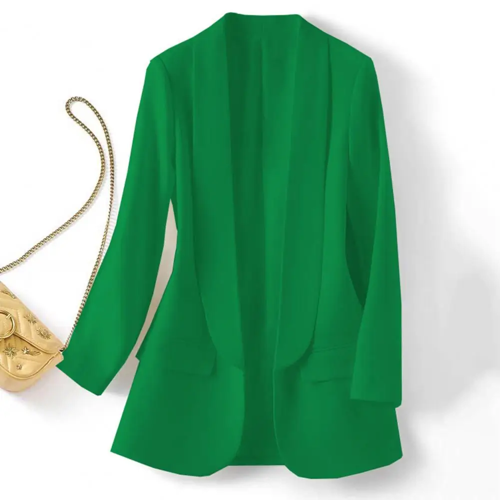 Рисунок 3 - Женский деловой повседневный костюм