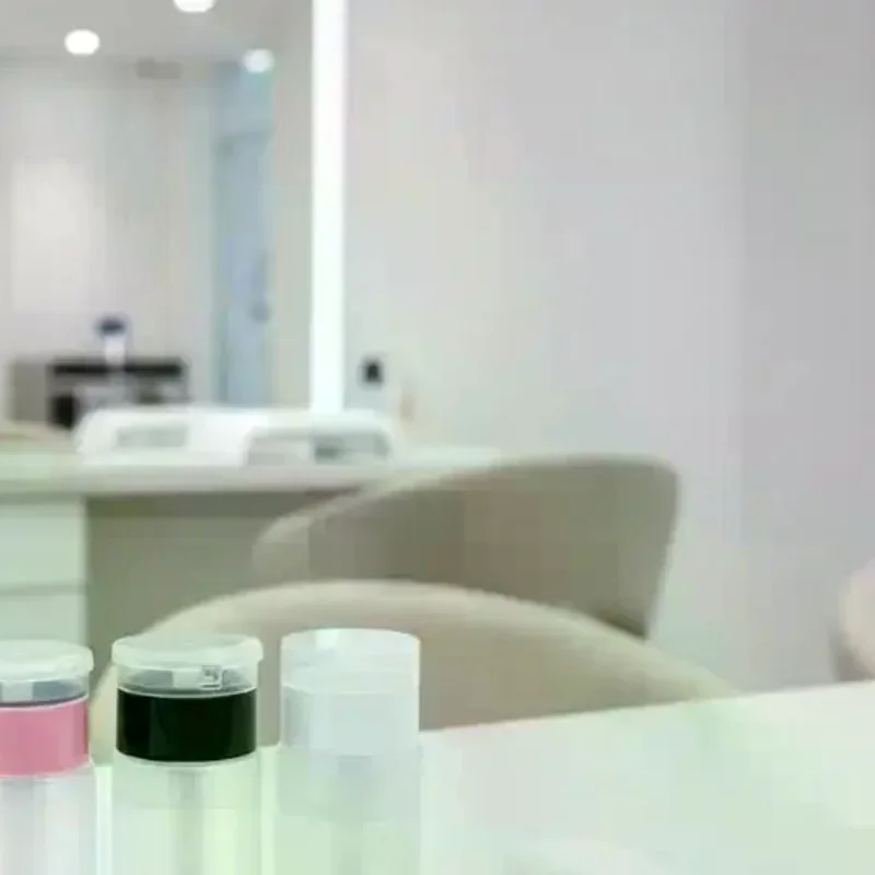 Nail Art Press Pump Bottle Leakproof Design Easy Press Dispensing For Home DIY Nail Care Salon Use