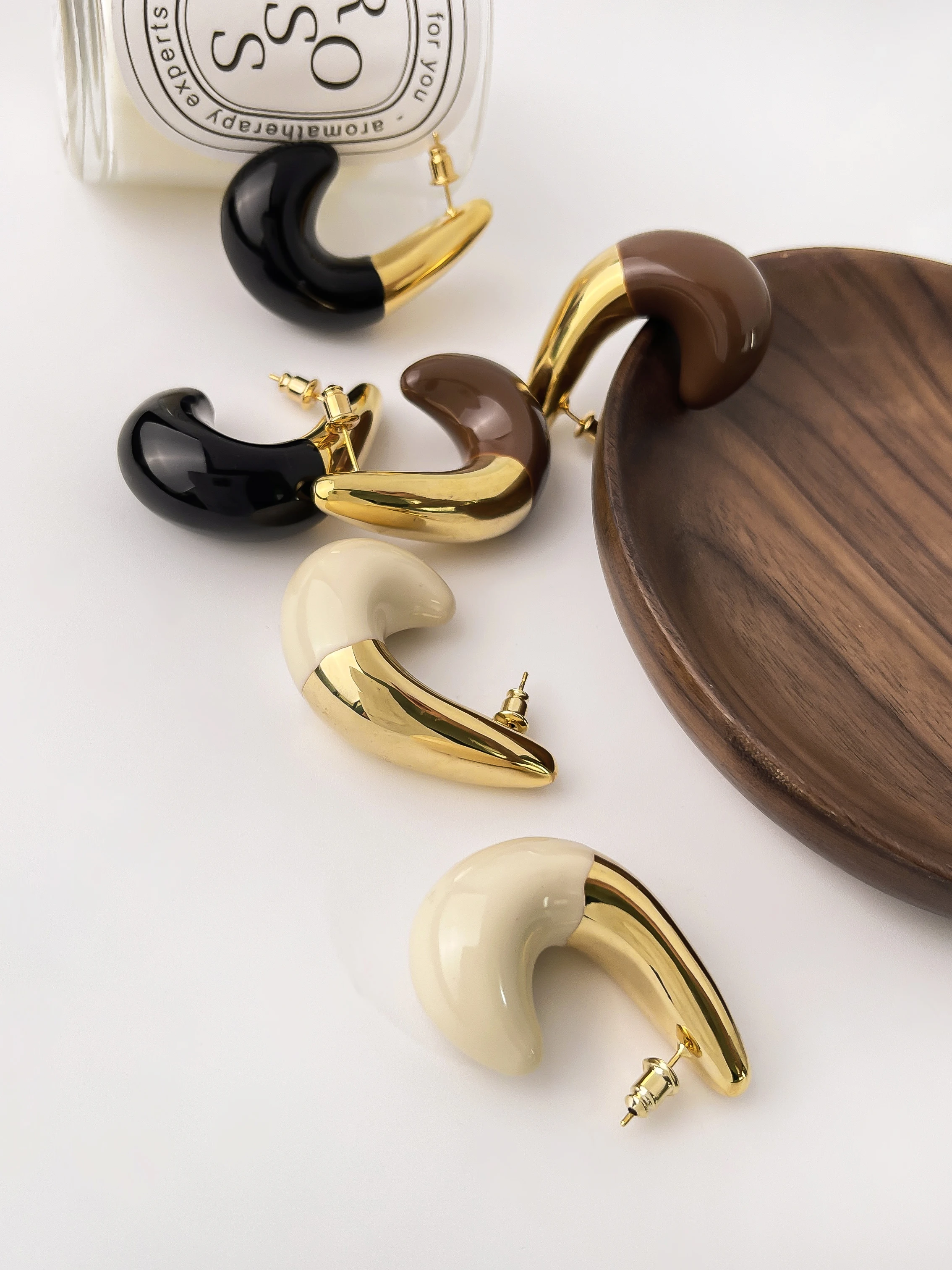 Peri'sbox Vintage Gold Plated Enamel Thick Stud Earrings for Women Simple Irregular C-shaped Earring Fashion Jewelry Gift Summer image 6