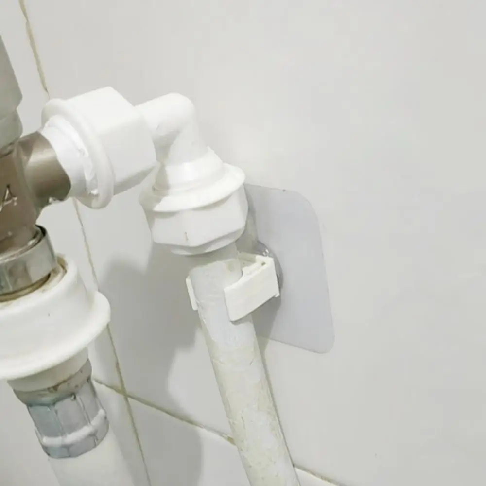 

1/5Pcs Punch-free Self-adhesive Pipe Clamp Garden Irrigation Watering Adapter Water Tube Holder Fixed Snap Fittings