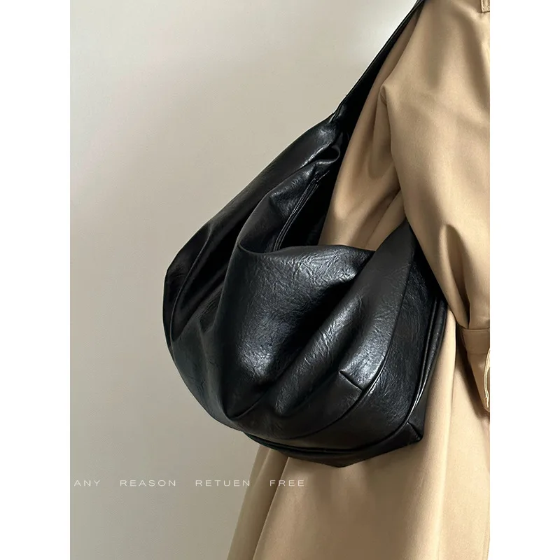 Dumpling Bag for Women 2024 New Soft Leather Large Capacity Black Retro High-end Casual Single Shoulder Crossbody Tote Bag