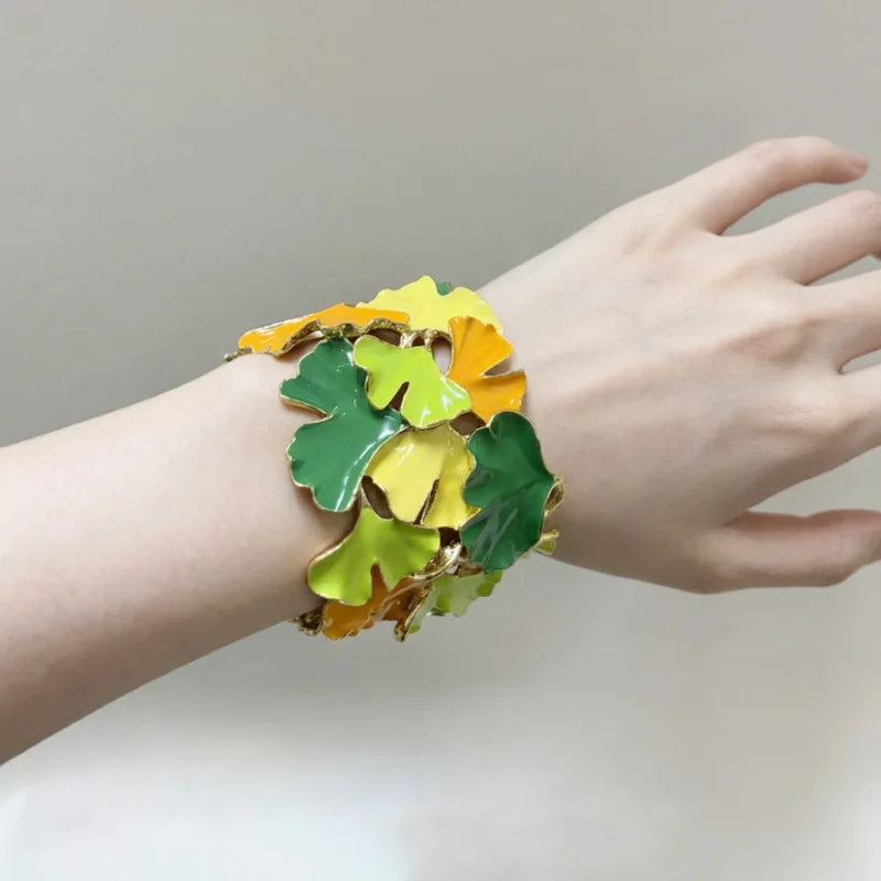New Fashion Wide Face Ginkgo Leaf Flower Bangles Women Stainless Steel Exaggerate Open Adjustable Cuff Bangle Jewelry Gifts