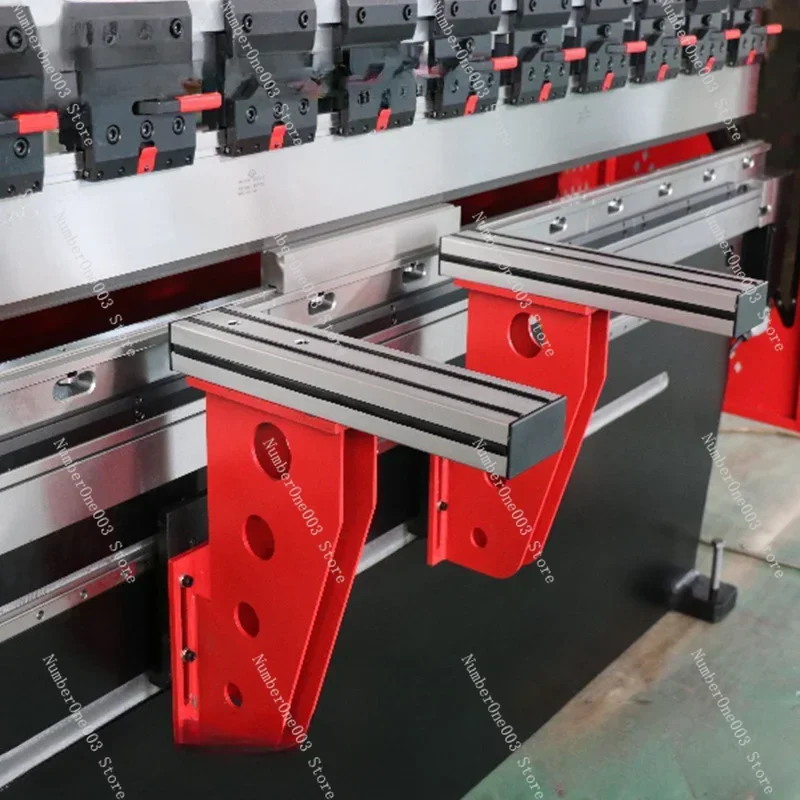 Hydraulic Sheet CNC Bending Machine 1.6 M Stainless Steel Iron Sheet Ordinary Folding Machine