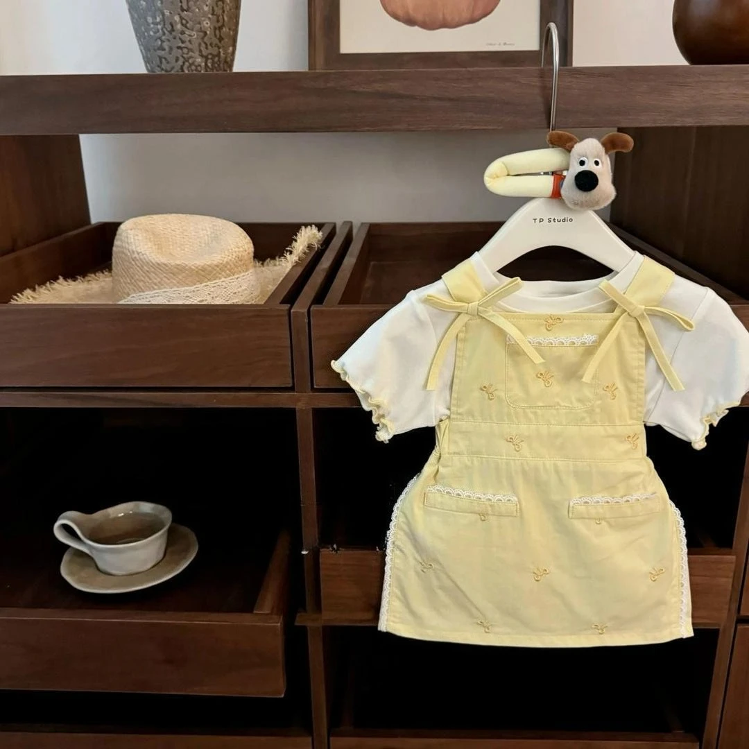 

Girls Suits 2025 New Summer Strap Skirts T-shirts Baby Two-piece Sets Fashion Casual Cute Bow