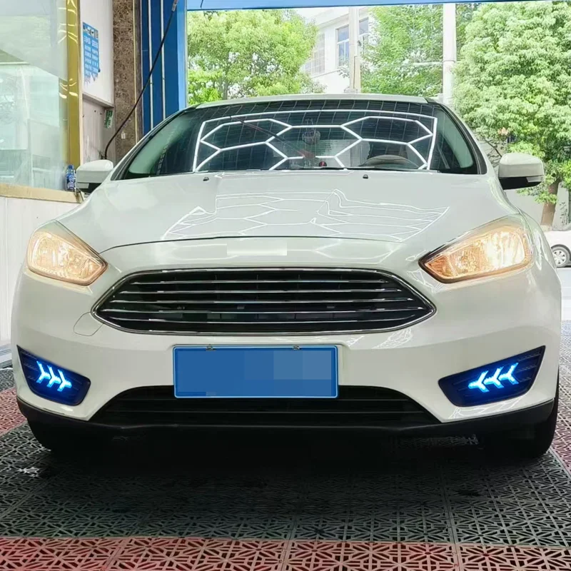 LED DRL Daytime Running Light Fog Lamp Driving Lights for Ford Focus 2015-2018 High Brightness Waterproof Energy Efficient