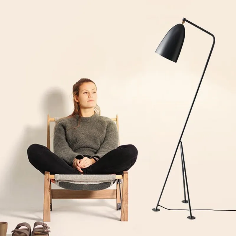 Denmark Designer Grasshopper Retro Macaron Floor Lamps Creative Living Room Studio Tripod lambader Standing lamp Stand Light