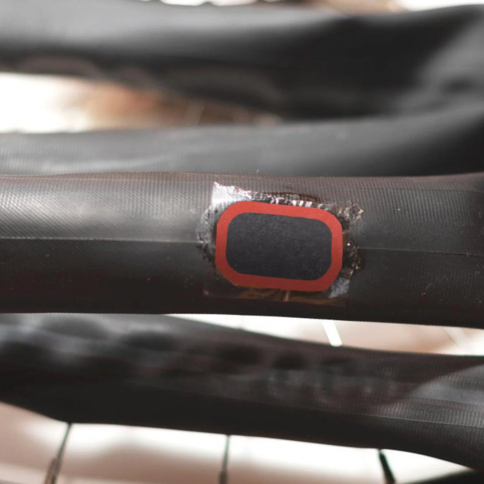 

1 set Bike Patch Kit Self-Adhesive Tire Repair Tool No Glue Needed For Mountain Road Bicycle Inner Tube Fix Lightweight Durable