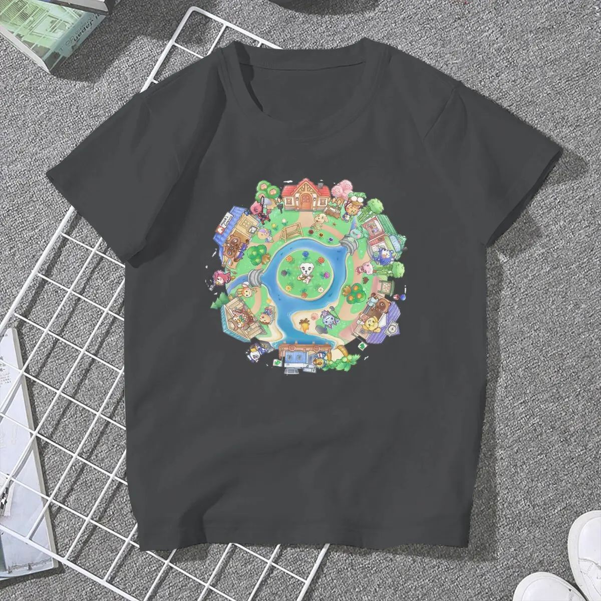 Small Town  Women\'s T Shirt Animal Crossing Virtual Game Life Vintage Tee Shirt Short Sleeve Crew Neck T-Shirts  New Arrival