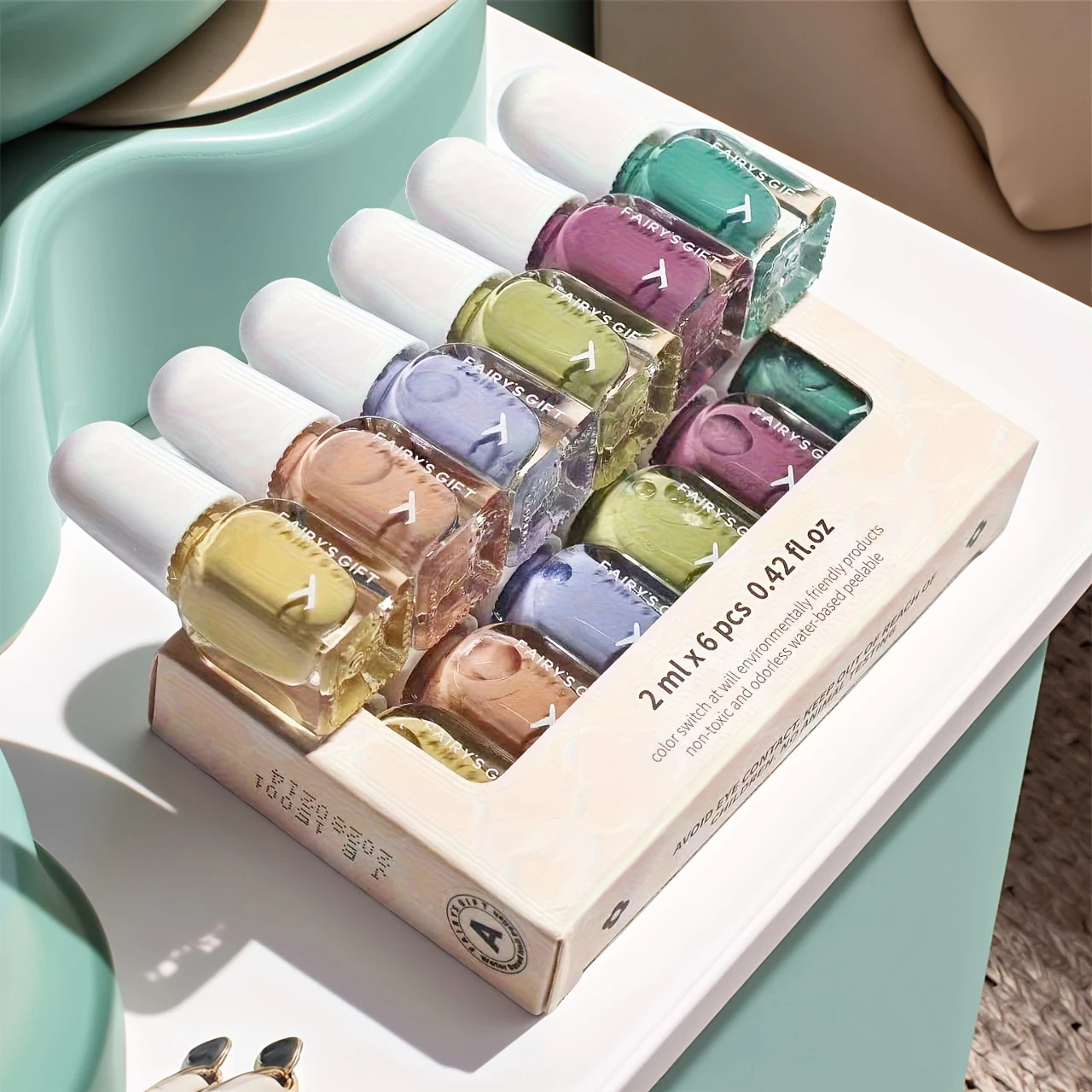 

Set A Colorful Candy 6-Bottle Set Nail Polish No-Bake Quick-Dry Long-Lasting Peelable Water-Based Triple Color Nail Polish